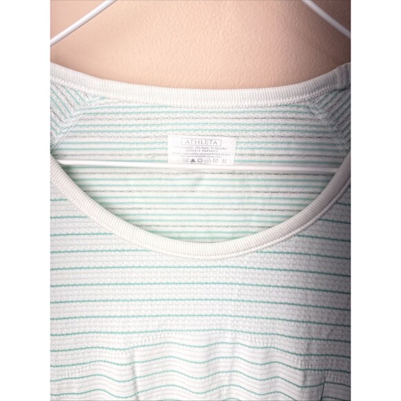 Athleta Fast Track M Top Blue Ruched Short Sleeve Activewear Gripper Hem - Picture 2 of 10